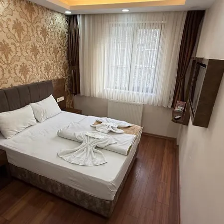 Fortynine Hotel *